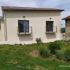 Bed & Breakfast La Ferme Des Cerisiers, Reventin-Vaugris